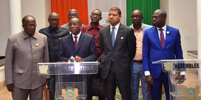 Projet de loi d’Orientation de l’enseignement et de la formation technique et professionnelle en Côte d’Ivoire : Le Ministre N’Guessan KOFFI devant les parlementaires