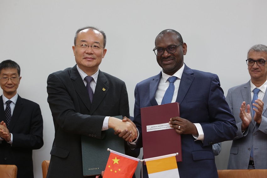 METFPA/ Ouverture du Forum International sur la Coopération Sino-Ivoirienne en Matière de Formation Professionnelle et Technique Le METFPA renforce sa coopération avec ses partenaires chinois.