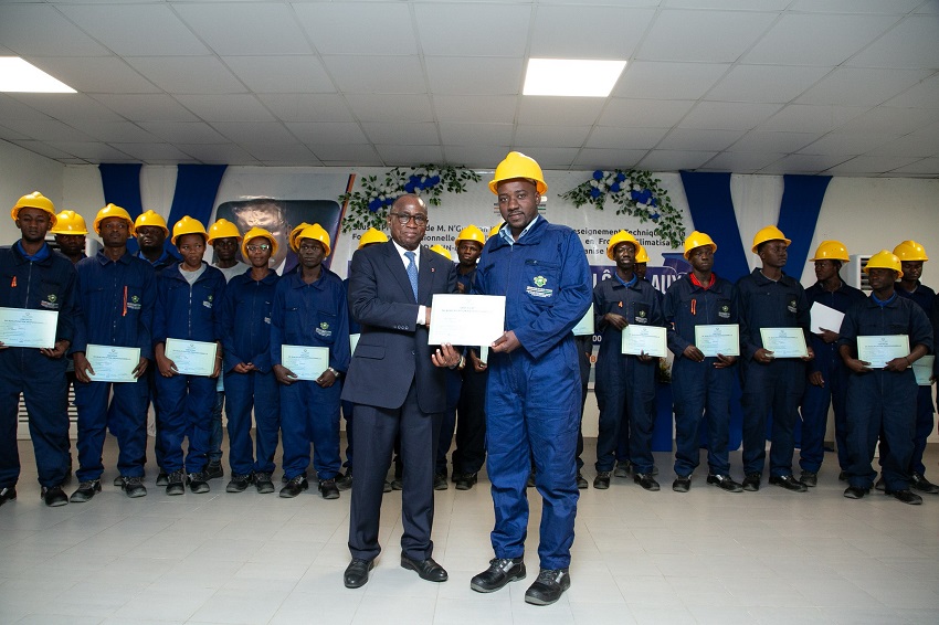 METFPA : Cérémonie de Remise de Diplômes – École de la Deuxième Chance. Le Centre DAIKIN (Froid &amp; Climatisation) décerne ses premiers CQP à 104 apprenants